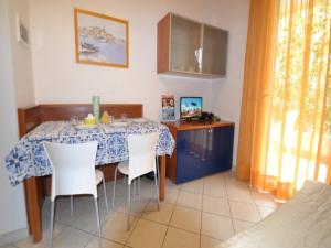 Bright apartment with ac 350m far the sea