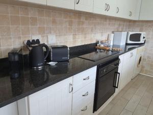 402 Kenwyn-on-Sea with Backup Power