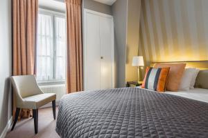 Hotels Eiffel Kennedy : Chambre Double avec Lit d'Appoint