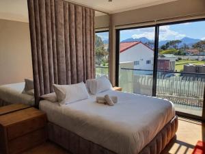 Classy 3 storey house