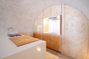 Charmante maison semi-troglodyte