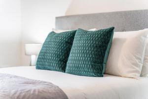 Central Birmingham Stay Apartment with Wifi