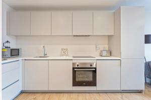 Central Birmingham Stay Apartment with Wifi