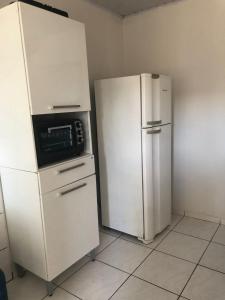 kitnet mobiliada para até 4 pessoas próximo do centro de Bauru sp - C8