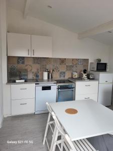 Maisons de vacances L-oustalet : photos des chambres
