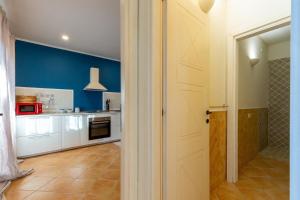 Villa Leone with pool & views, newly furnished