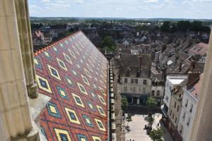 Chambre proche Sens petit-déjeuner et dîner sur demande