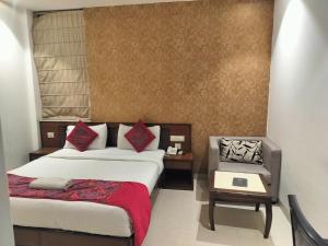 Hotel The CLASS IGI Airport