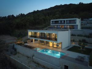 Noble Opatija Riviera Villas by Irundo