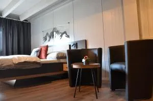 Q-Lodge 104 - Matten