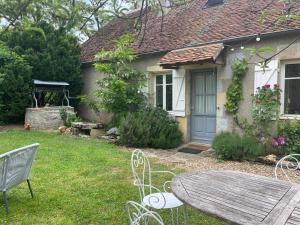 Maisons de vacances La Cachette - gite -cosy- a Magny Cours : photos des chambres