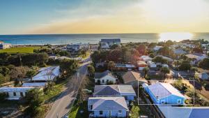 A Wave From It All in Laguna Beach Large Patio Sleeps 4 Dog Ok