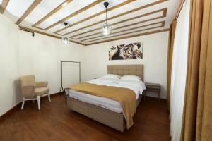 Historical Wood Dublex Apt at Taksim&Galata