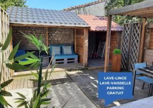 Maisons de vacances Le CHAI MALICIEUX : photos des chambres