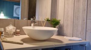 B&B / Chambres d'hotes B&B Restaurant La Riviere : Petite Chambre Double