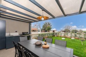 Holiday House Romano