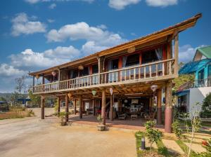 Private house at green homestay