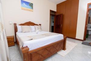 4Bedroom 5mins to Mombasa Beach Nyali