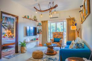 Alaya Stays 2 BHK with Balcony & Lift - Veera Marina