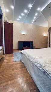 Люкс просторі апартаменти на Львівській площі