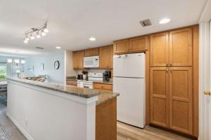 3012 Club Villa