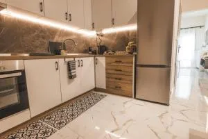 Victoria's Aura II - 科扎尼