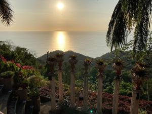 JACO HEAVEN Beachfront Penthouse