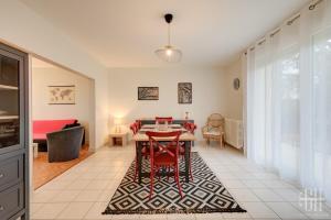 Maisons de vacances La Marniere, Maison avec jardin , 6 V, Parking : photos des chambres