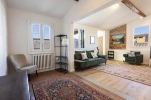 Santa Maria Novella penthouse by MMega