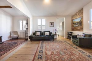 Santa Maria Novella penthouse by MMega