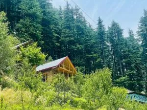 The Latoda forest edge duplex cottage in jibhi - Jibhi