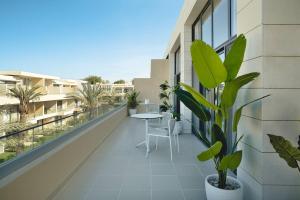 Spacious G-cribs Penthouse Expansive Terrace