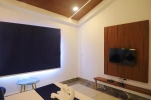 Cosmos Resort Maliblu