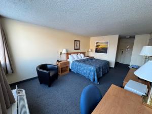 King Room room in Days Inn by Wyndham Thermopolis