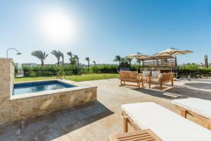 Modern luxury villa in SomaBay