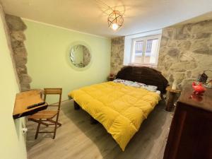 Apartment - Sleeps4 - Parking - Berzo - A C