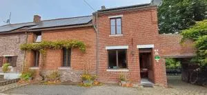 Spacious house in Montignies-sur-Roc with garden - Gommegnies