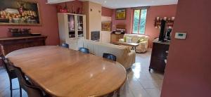 Spacious house in Montignies-sur-Roc with garden