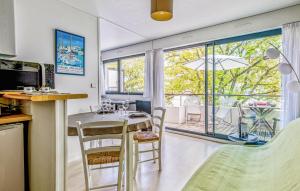 Cozy Apartment In La Rochelle With Wifi