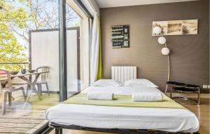 Cozy Apartment In La Rochelle With Wifi