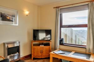 Finest Retreats - Wolf Rock