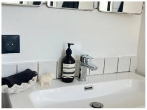 Maisons de vacances Cottage romantique dans les champs : photos des chambres