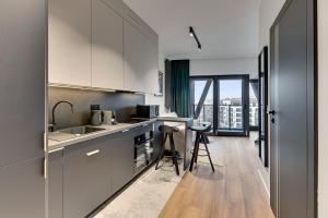 Granaria Nadia by Blue Mandarin