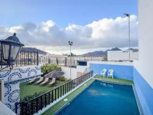 5BR Los Llanos Chalet - Pool & Garden - Las Marciegas