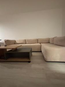 Karposh garden apartment