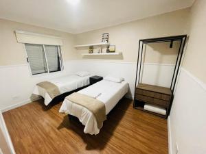 Casa com Piscina a 5 minutos Marginal tiete