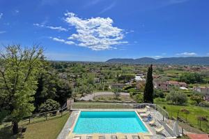 Villa Collina Del Sole 12 Pax by VILLASRETREATS