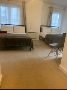 Spacious Central Penthouse Apartment With Parking