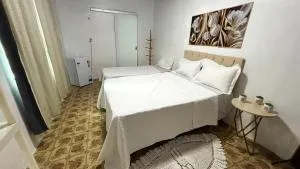 Quarto próximo ao Aeroporto Internacional - بيليم