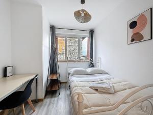 Appartements Apartment 10pers Aubiere , Parking, WiFi - TV : photos des chambres